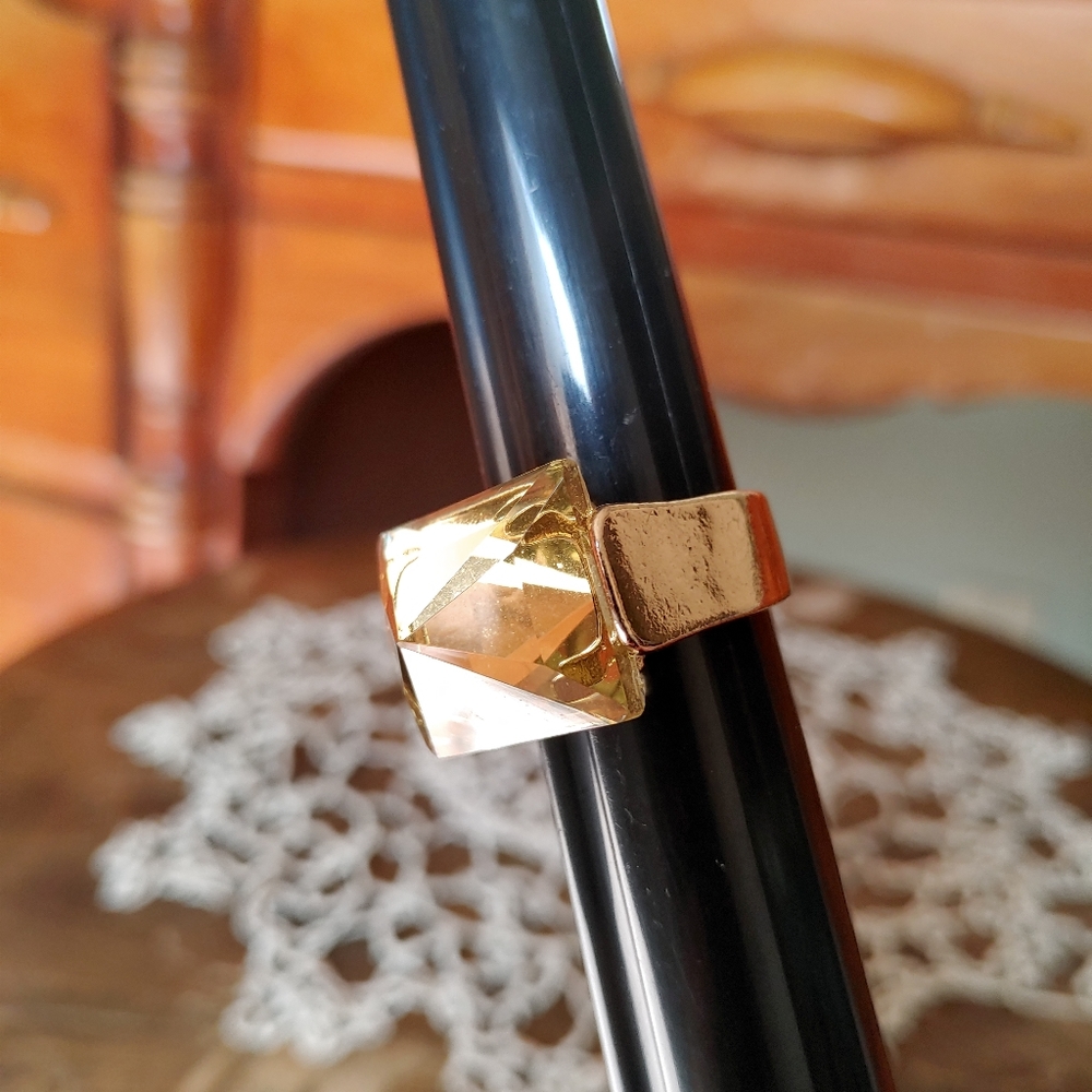 Fashion Ring